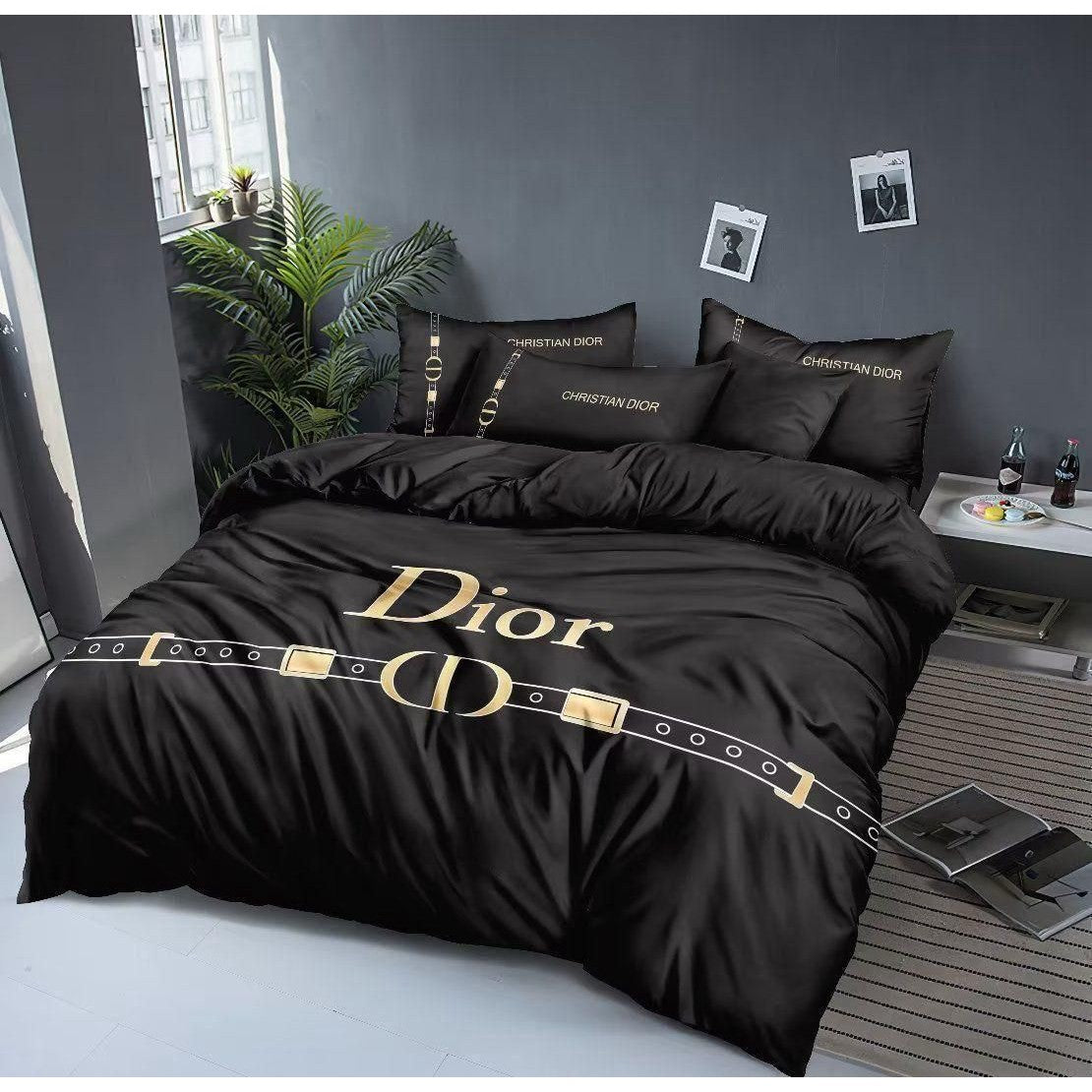 Versace 6 pieces Bed Cover Set Code C055