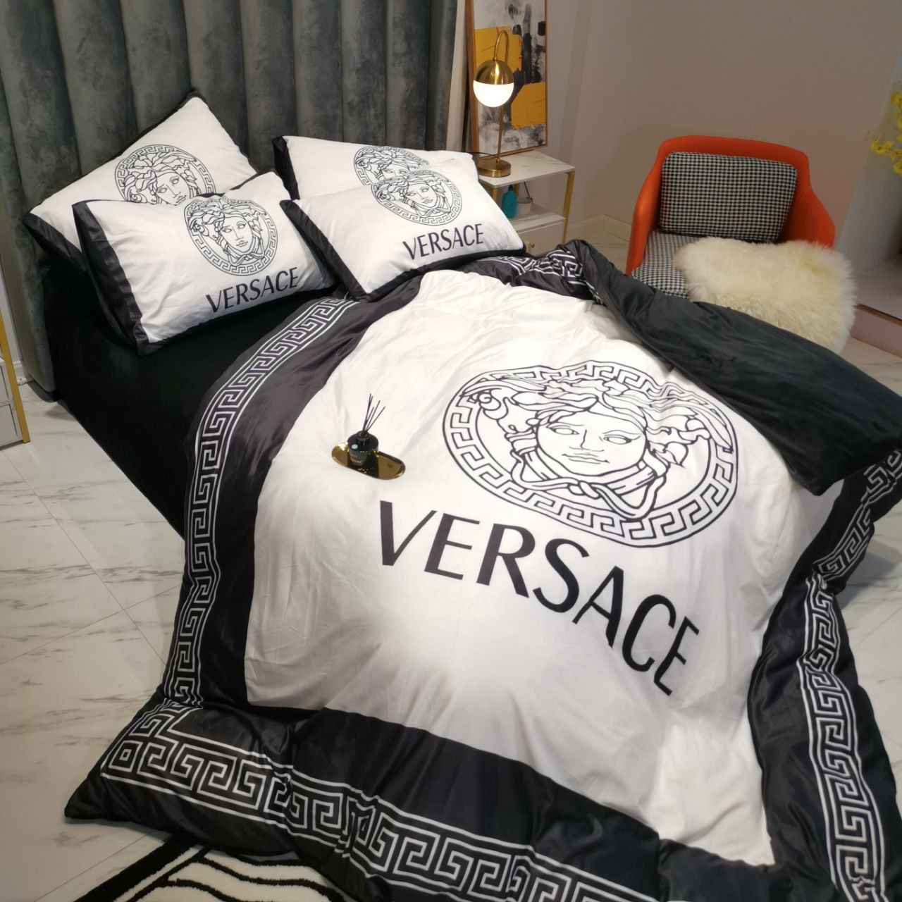 Versace 6 pieces Bed Cover Set Code C055